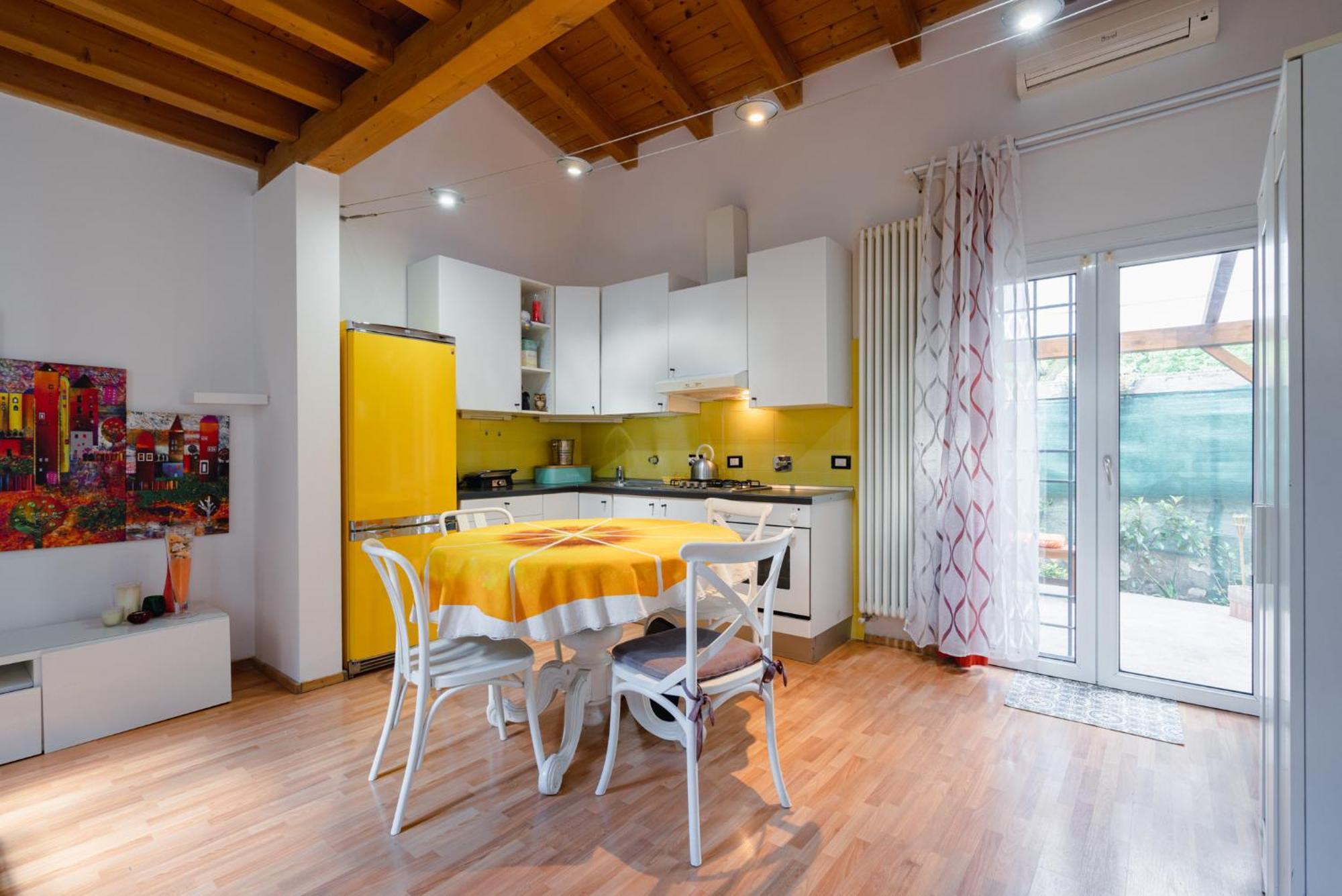 Апартаменты Authentic Bologna Relax: 10 Minutes From The Heart Of Town Экстерьер фото